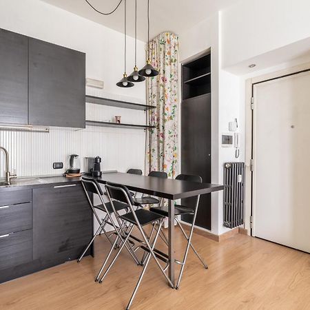 Appartamento Maciachini Milano Exterior foto